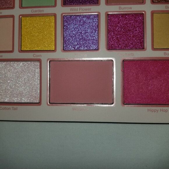 Sugar Drizzle Cosmetics - Bunny Love Eyeshadow Palette - Picture 8 of 10